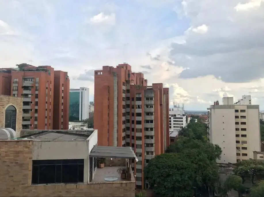 Apartamento Cali-Granada Piscina Daire 0*, Cali Kolombiya