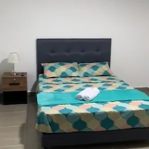 The Oasis Buro Apartamento